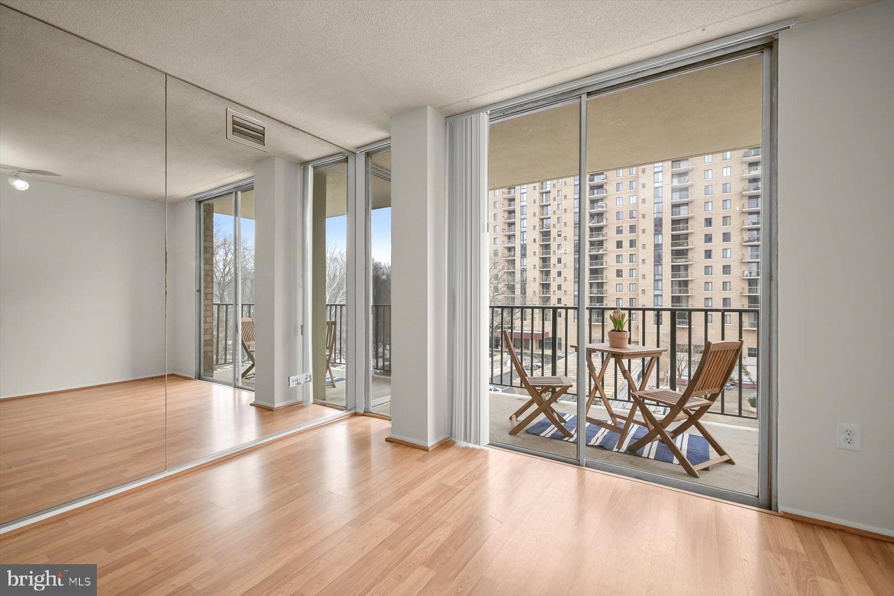 4600 S FOUR MILE RUN DRIVE 238