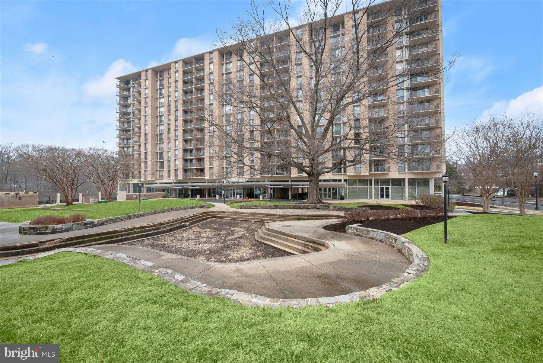 4600 S FOUR MILE RUN DRIVE 238