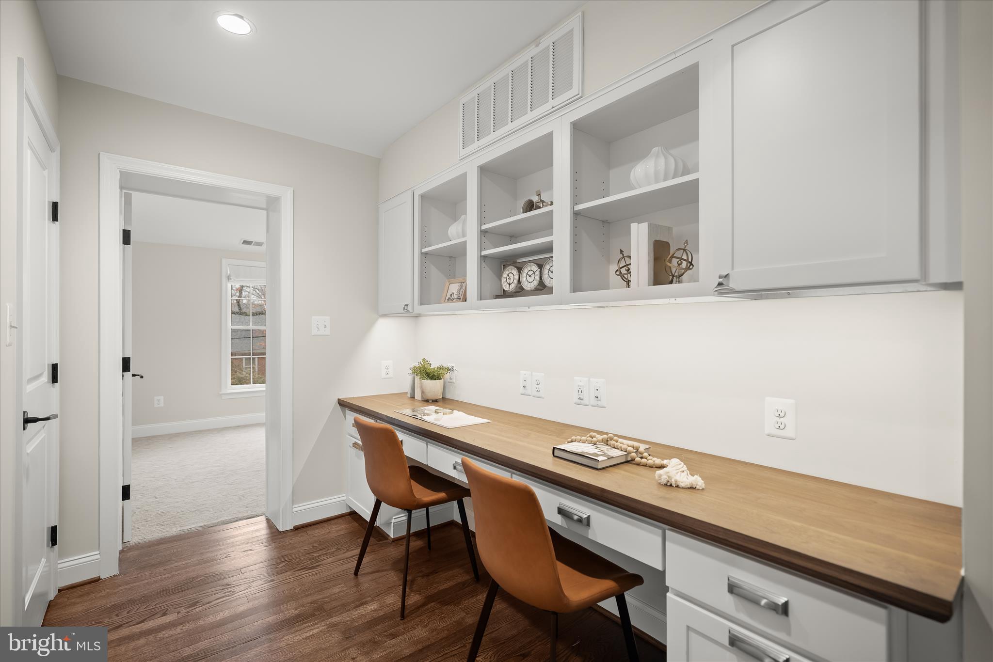 1308 N ILLINOIS STREET