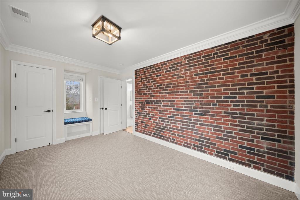 1308 N ILLINOIS STREET
