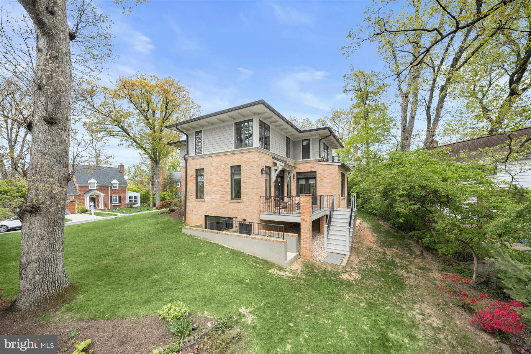 5532 14TH ROAD N