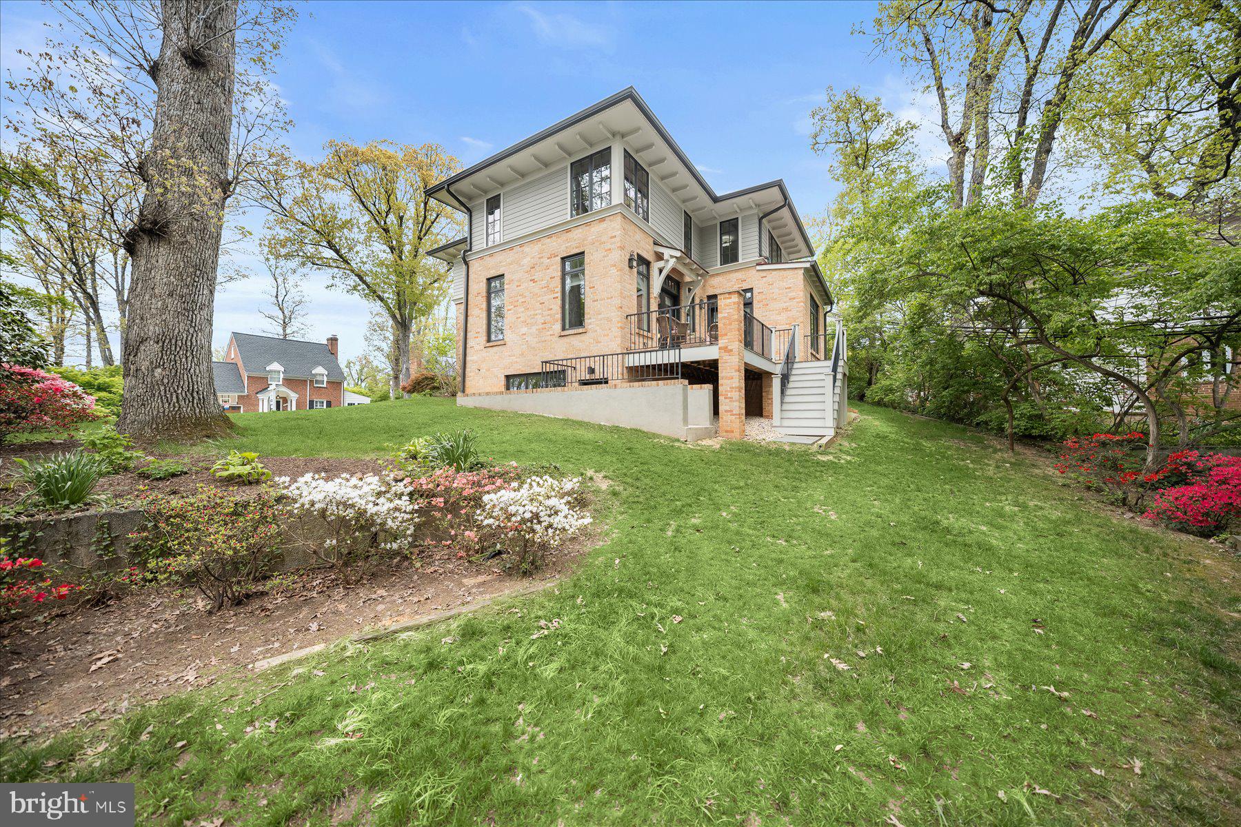 5532 14TH ROAD N