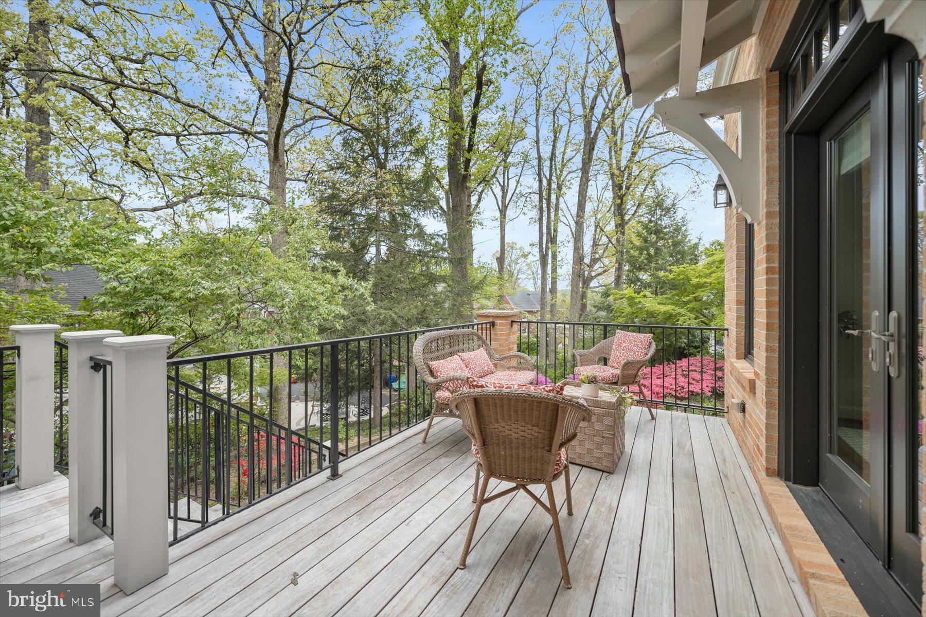 5532 14TH ROAD N
