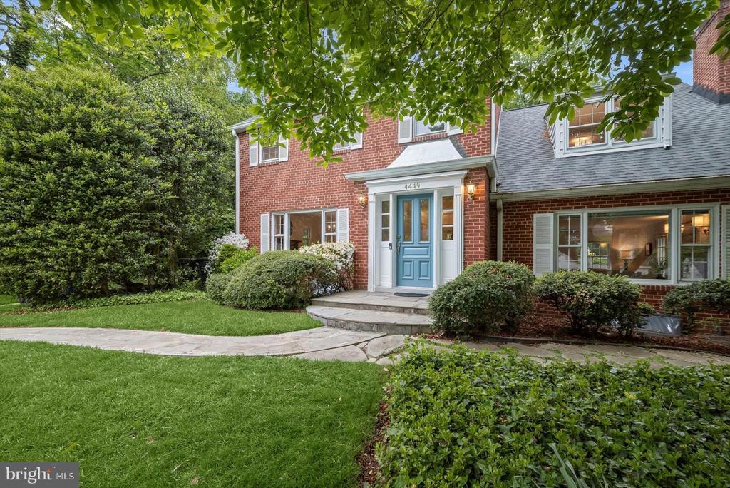 4449 38TH STREET N