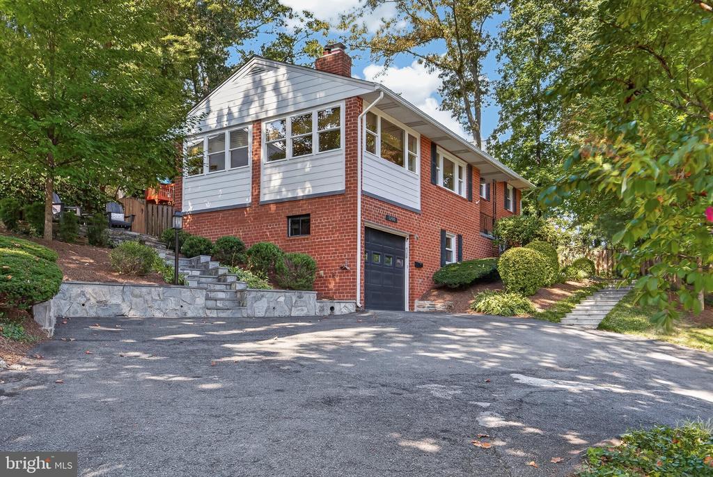 5200 OLD DOMINION DRIVE