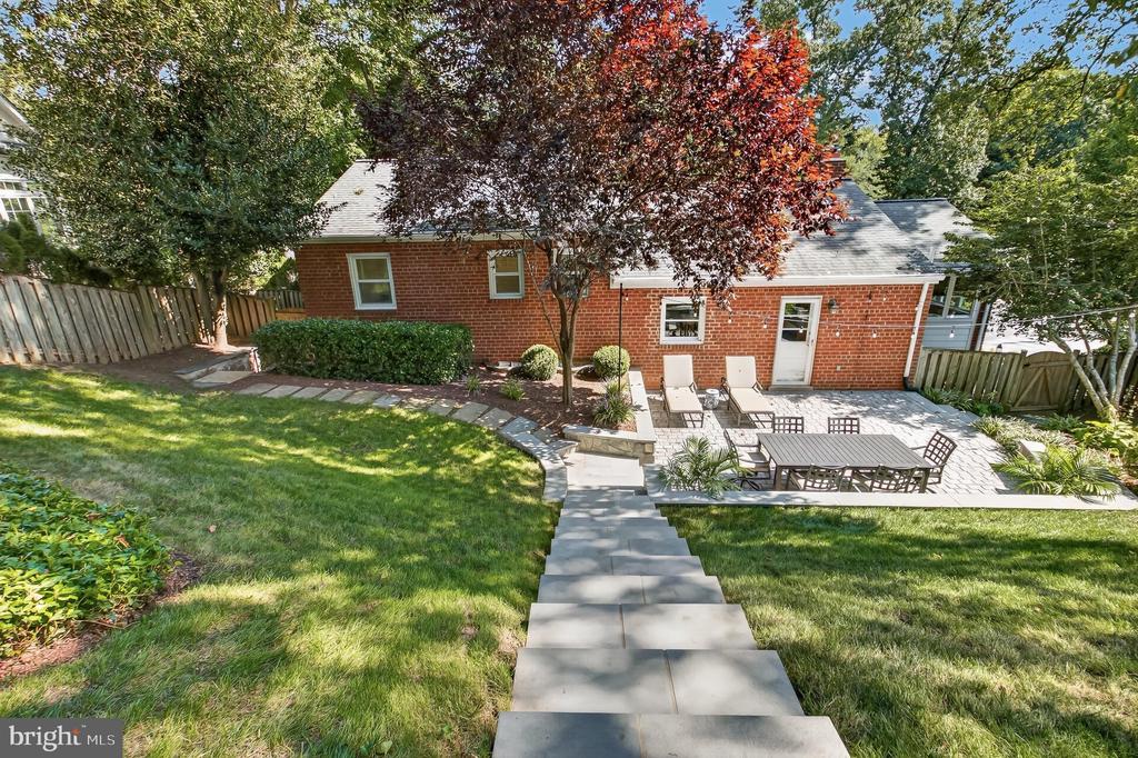 5200 OLD DOMINION DRIVE