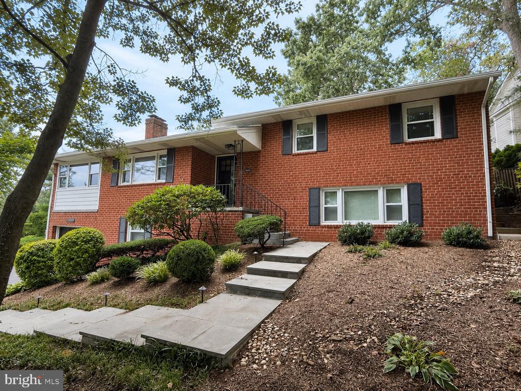 5200 OLD DOMINION DRIVE