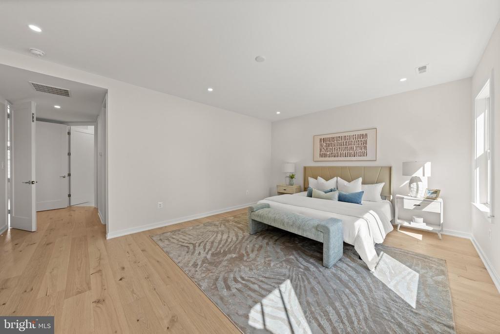 3233 4TH STREET N