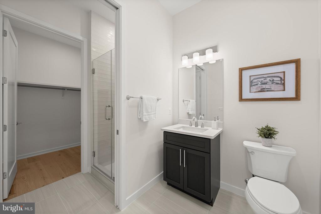 3233 4TH STREET N