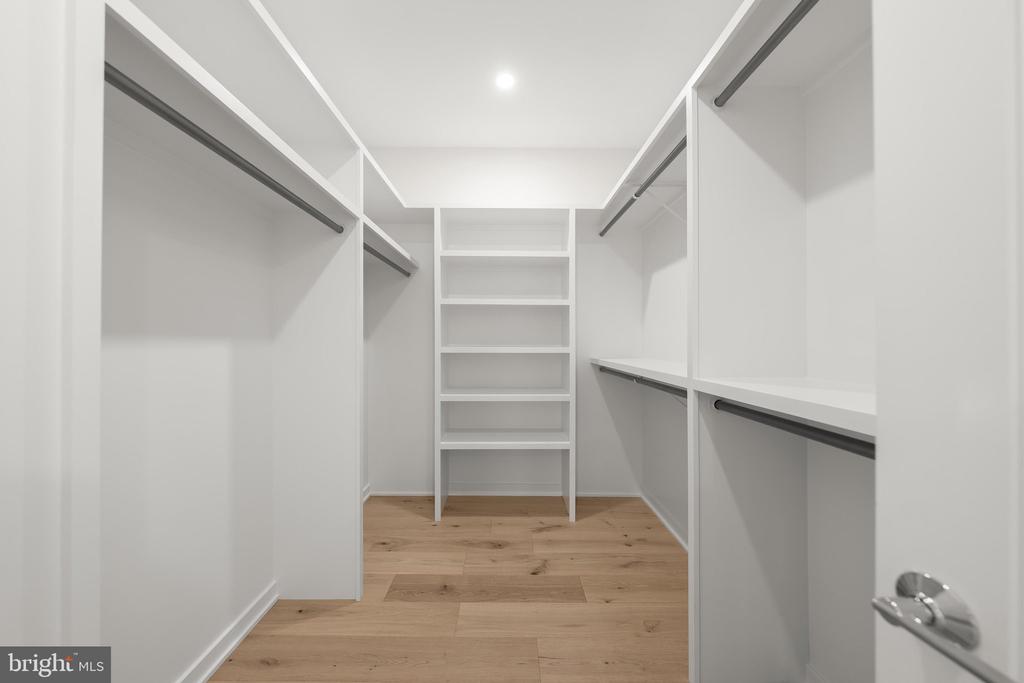 3233 4TH STREET N
