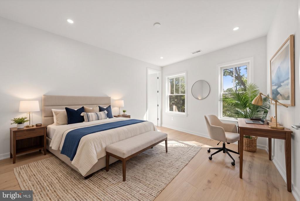 3233 4TH STREET N