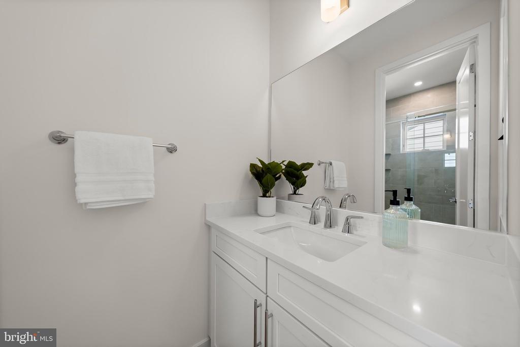 3233 4TH STREET N