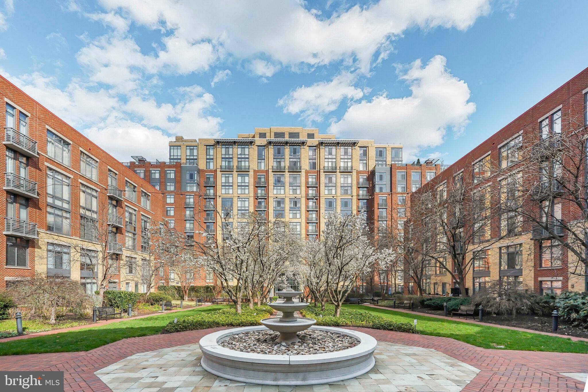 520 John Carlyle St #104