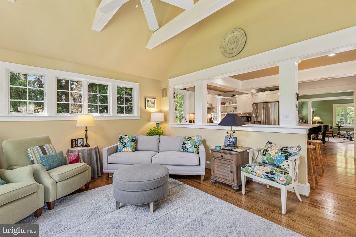 214 JEFFERSON STREET