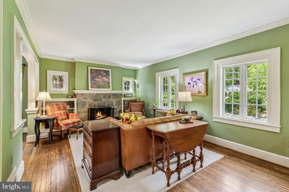 214 JEFFERSON STREET