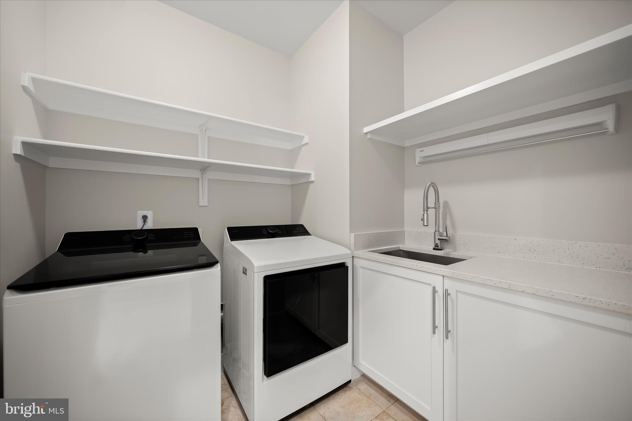 605 LINCOLN AVENUE 605B