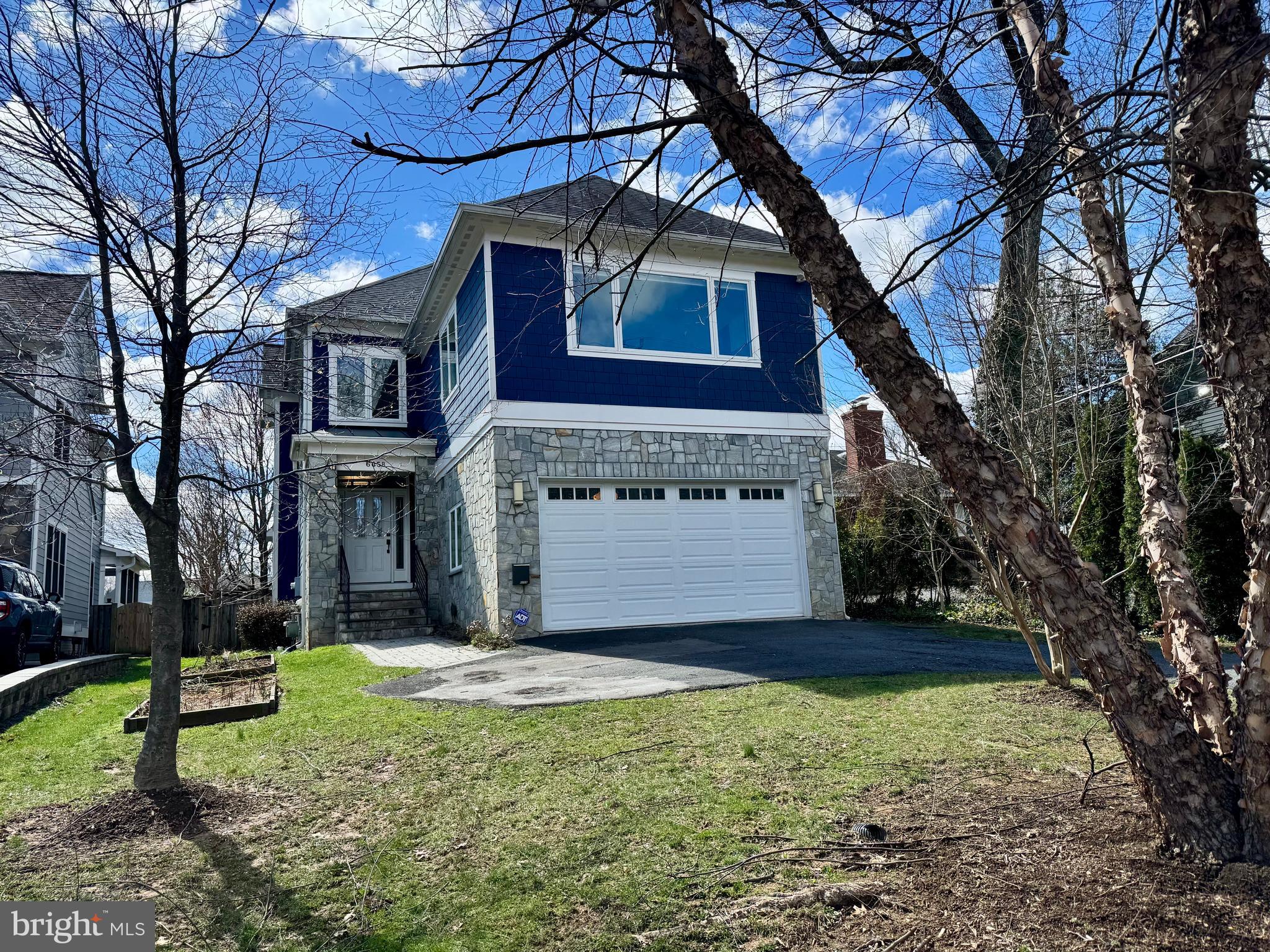 605 LINCOLN AVENUE 605B