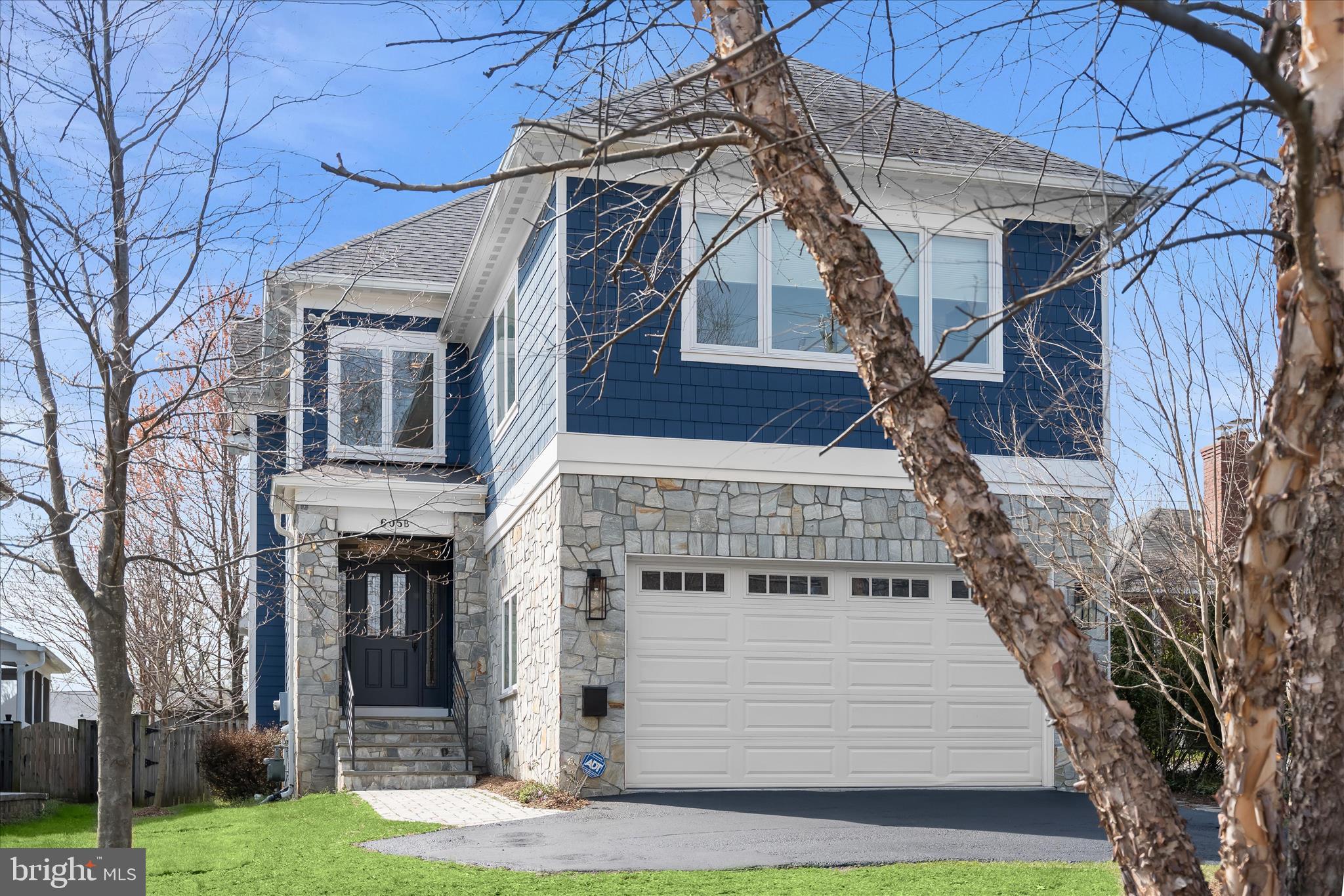 605 LINCOLN AVENUE 605B