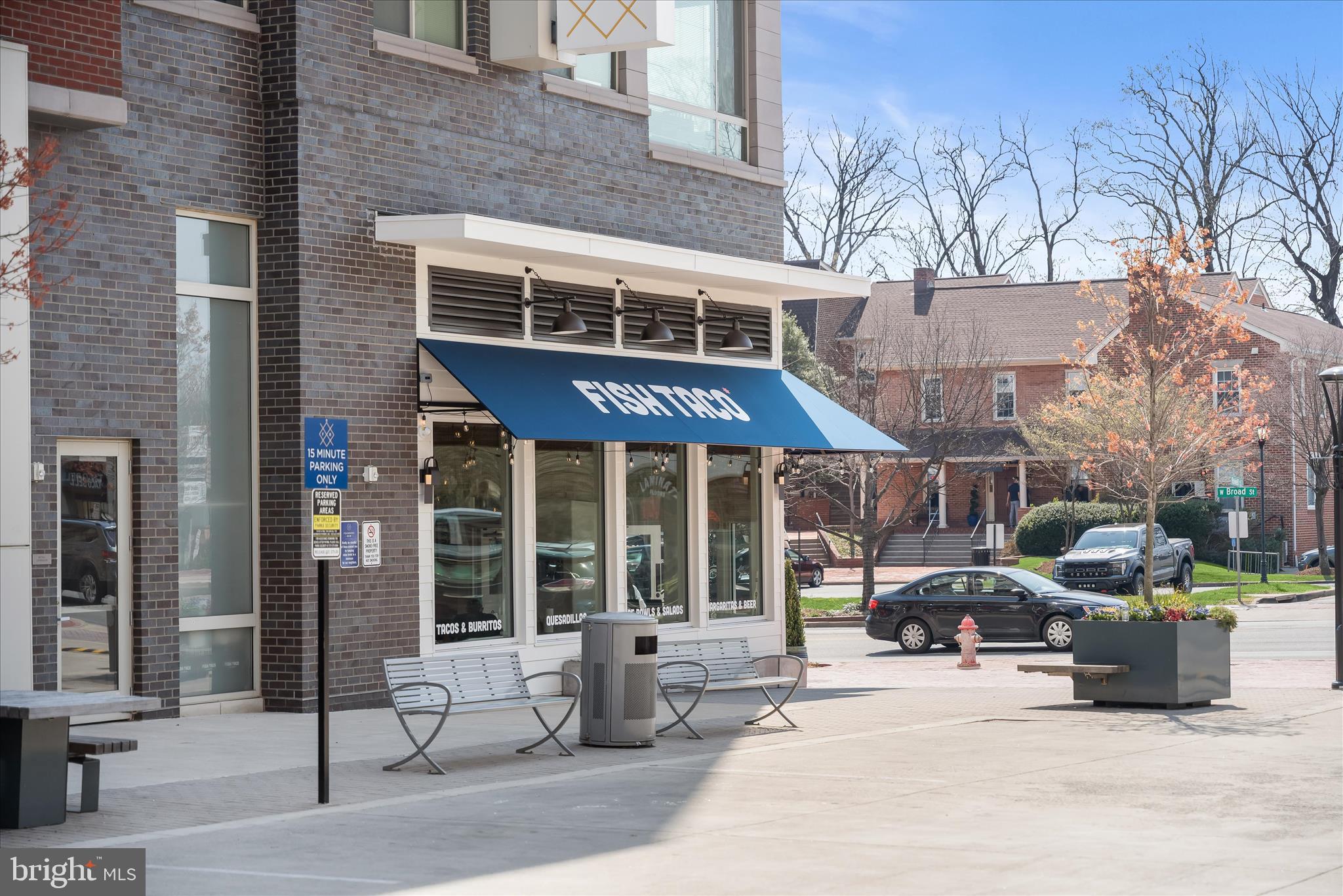 605 LINCOLN AVENUE 605B