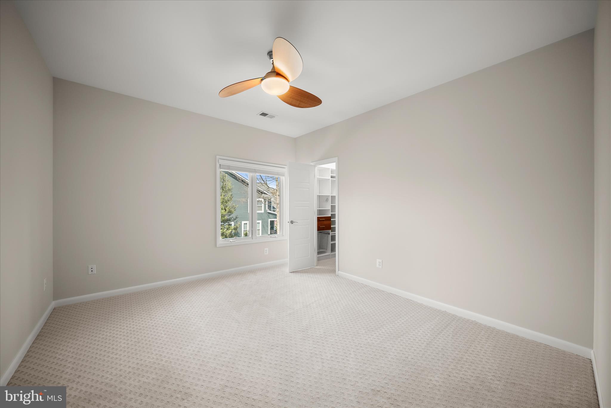 605 LINCOLN AVENUE 605B
