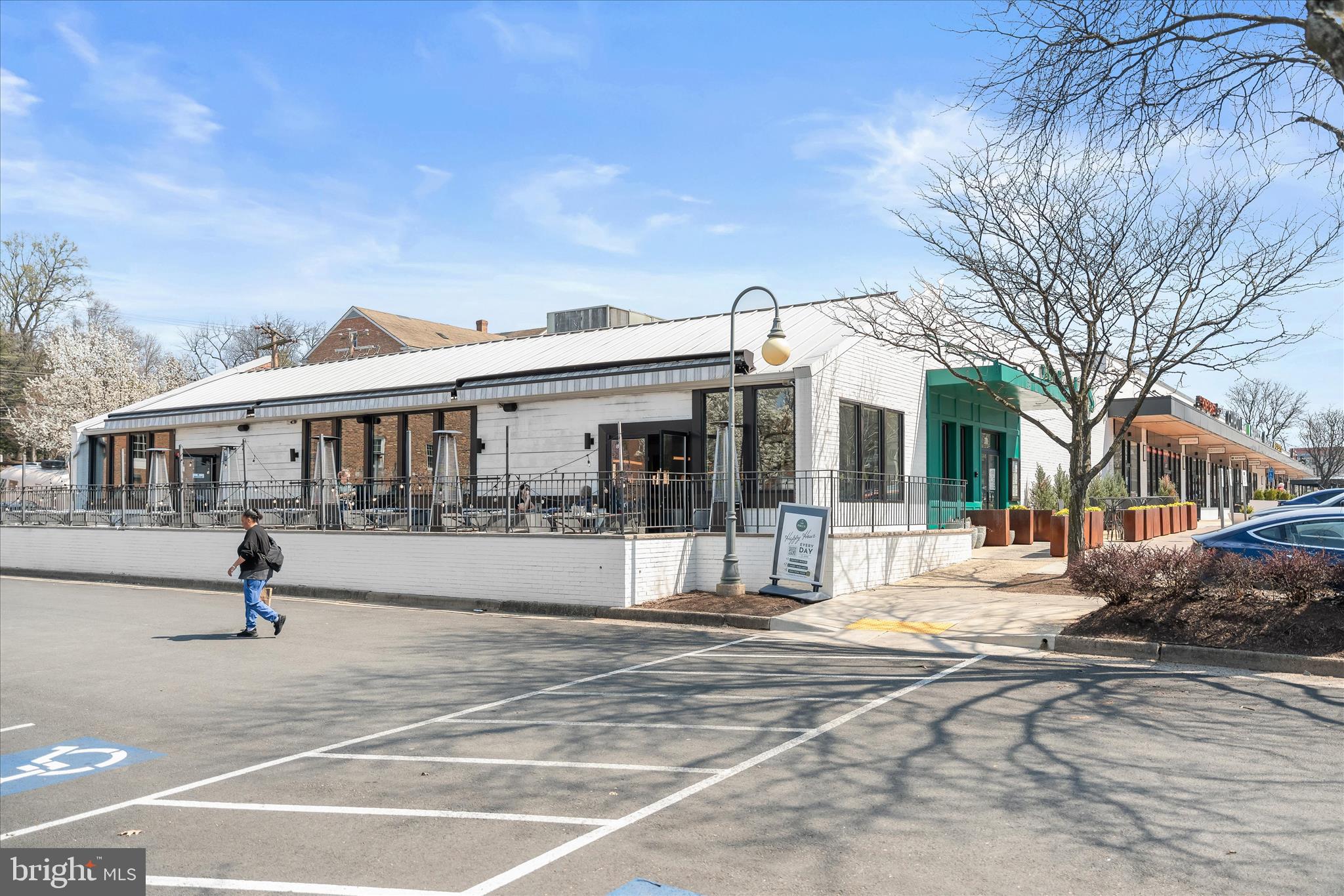 605 LINCOLN AVENUE 605B