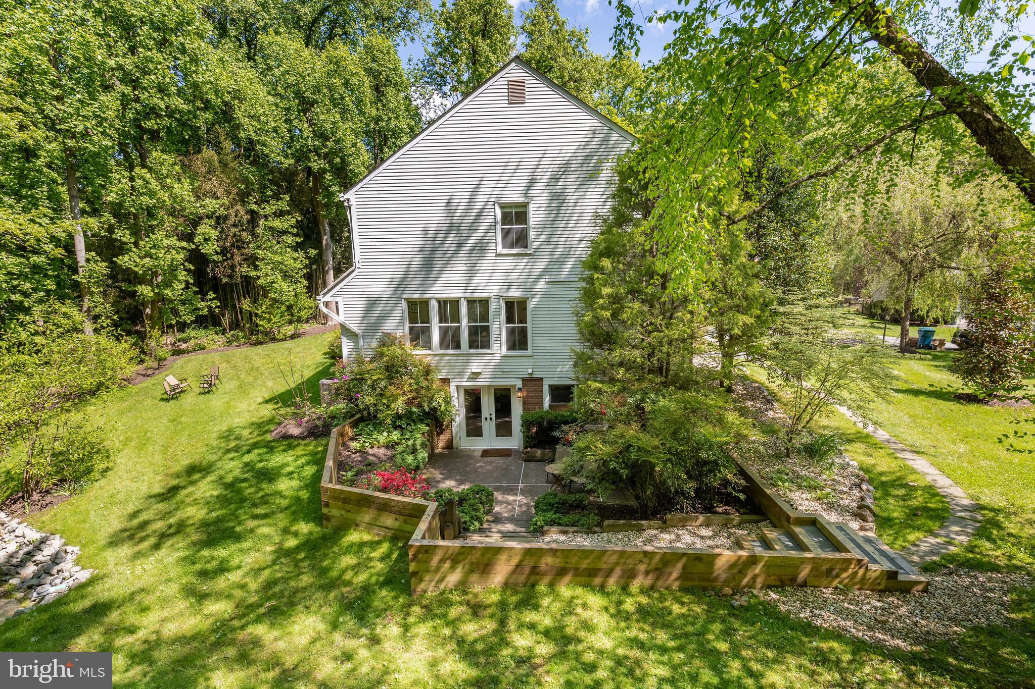 1720 CHESTERBROOK VALE COURT