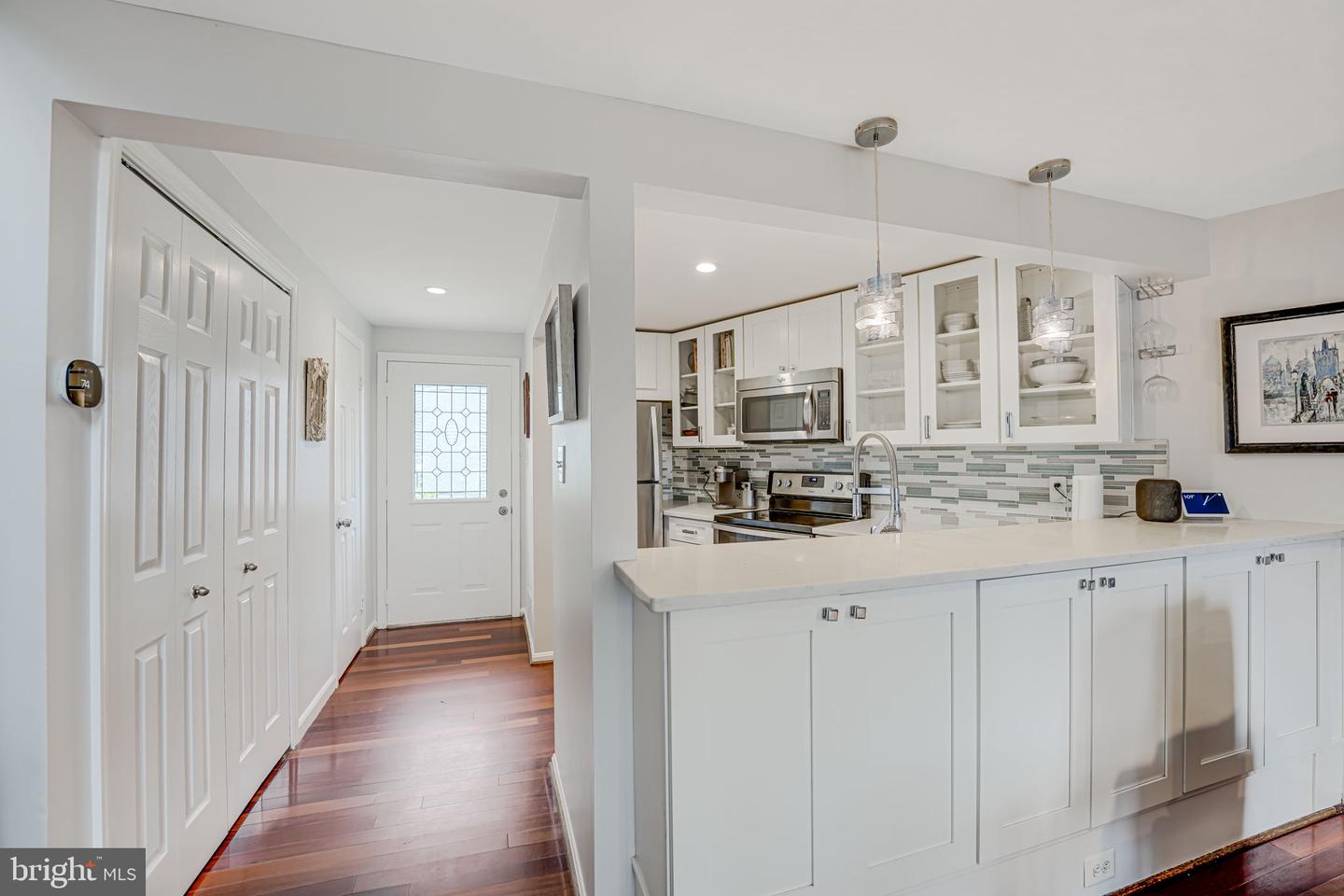 2100 Whisperwood Glen Ln