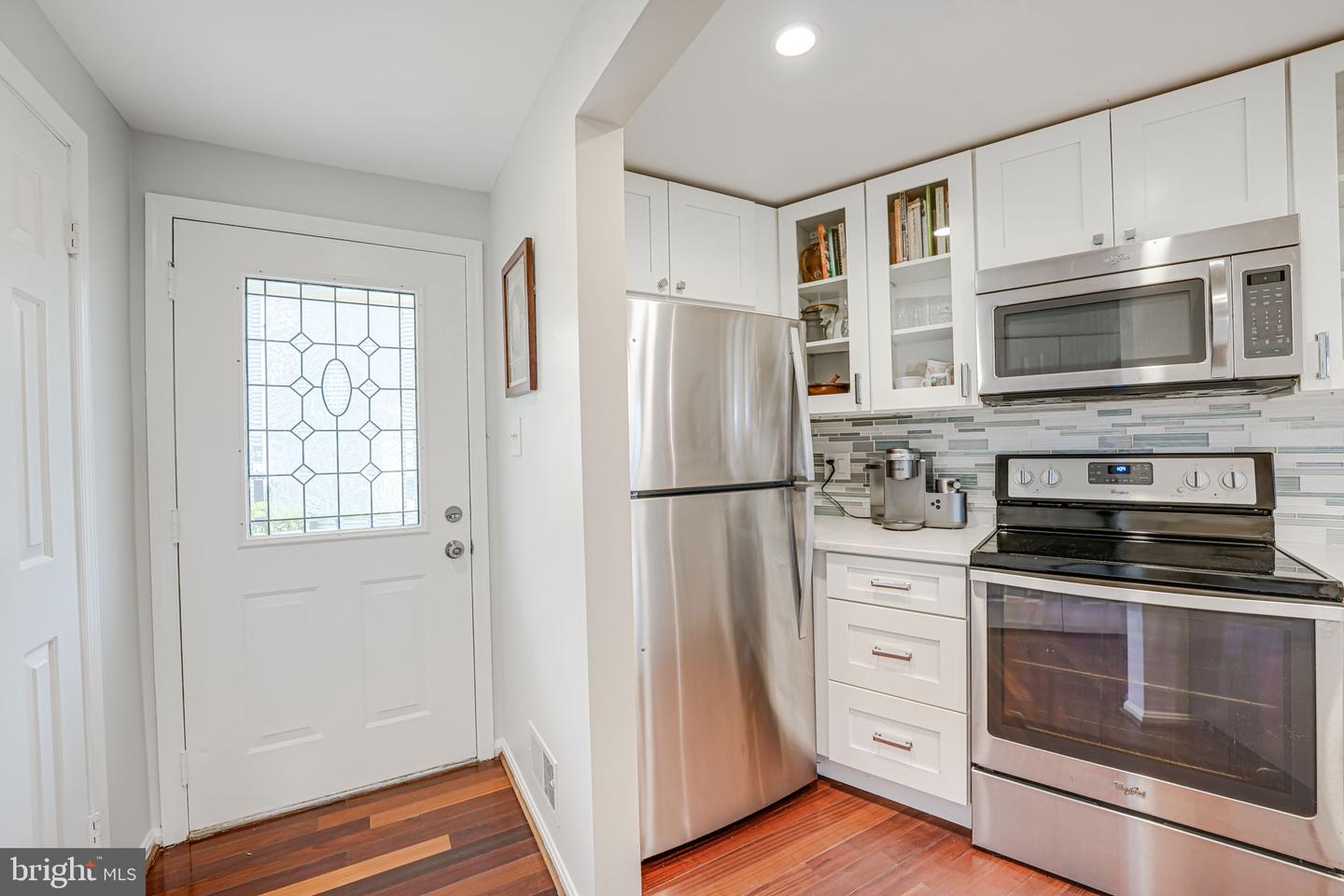 2100 Whisperwood Glen Ln