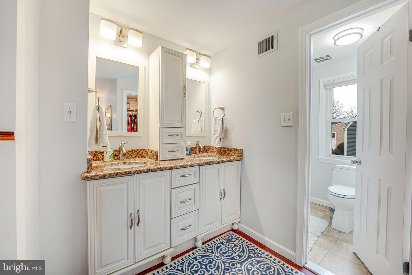 2100 Whisperwood Glen Ln