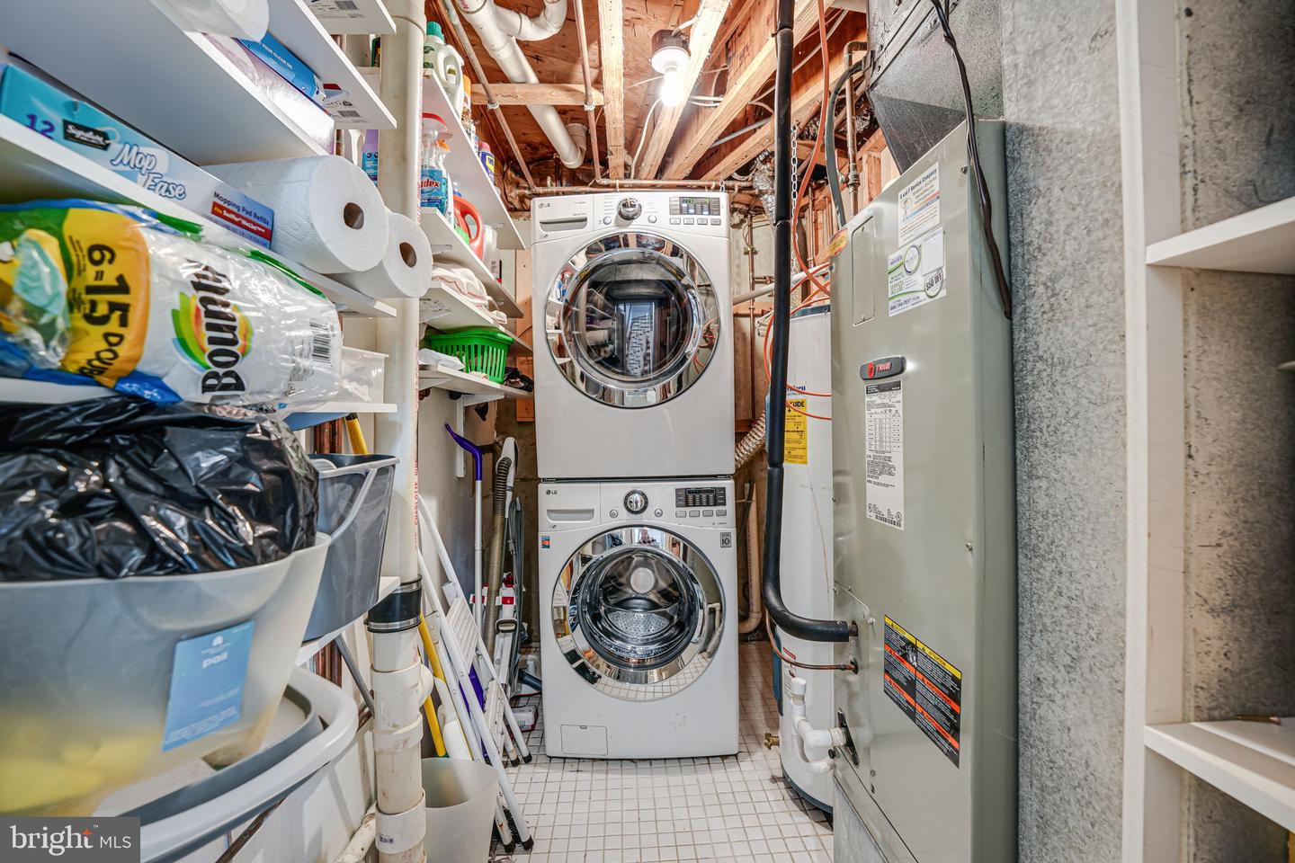 2100 Whisperwood Glen Ln