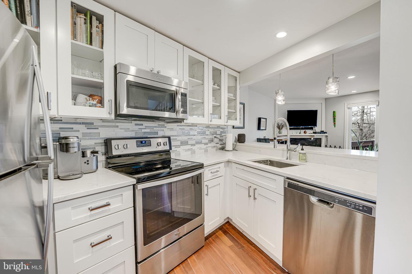 2100 Whisperwood Glen Ln