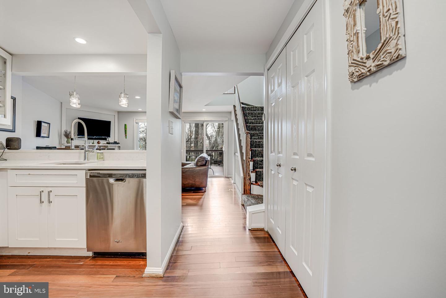 2100 Whisperwood Glen Ln