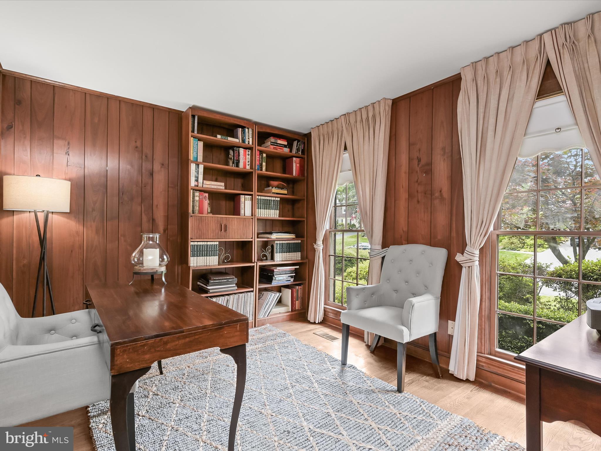 9013 Charles Augustine Dr