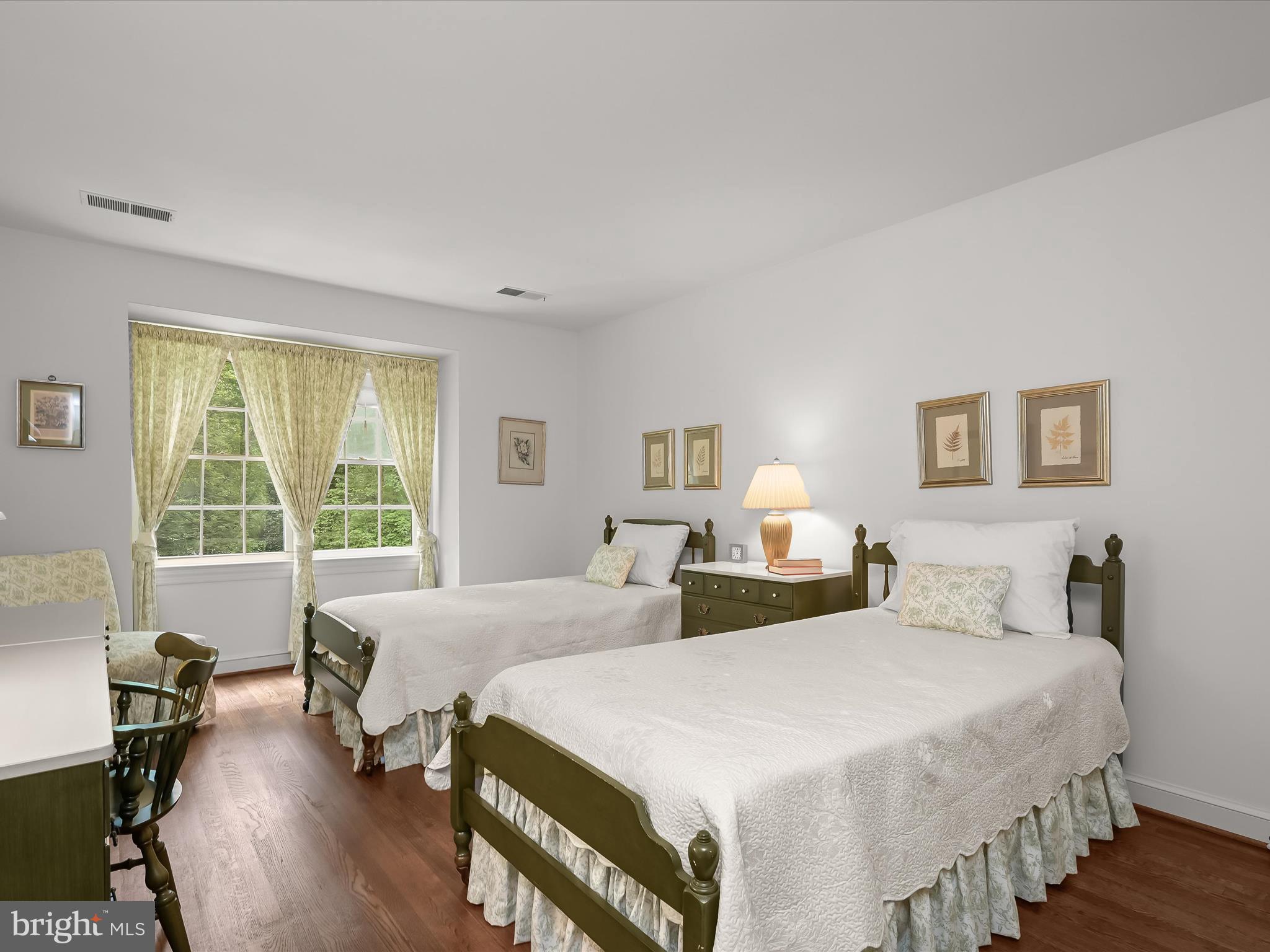 9013 Charles Augustine Dr