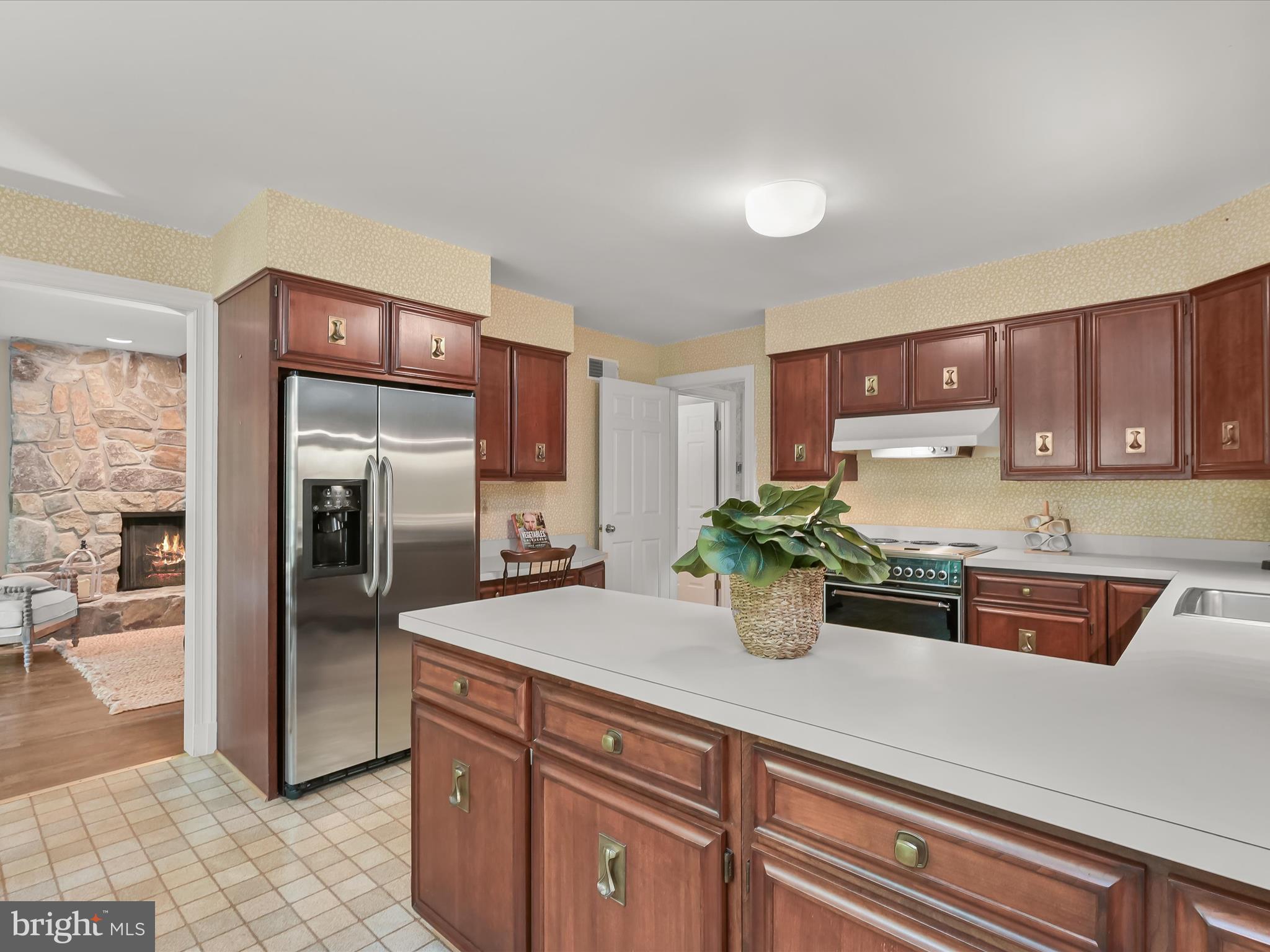 9013 Charles Augustine Dr