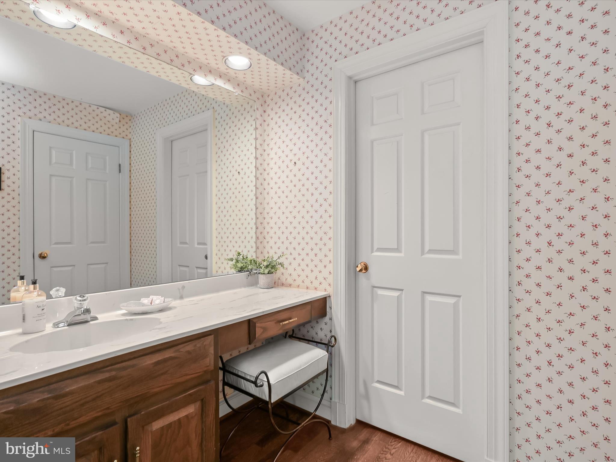 9013 Charles Augustine Dr