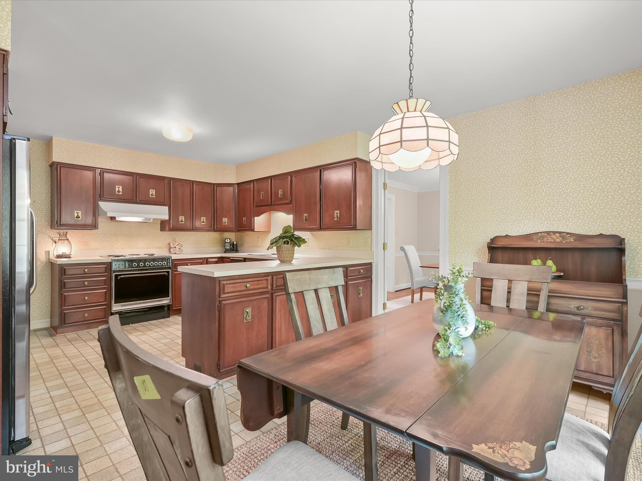 9013 Charles Augustine Dr