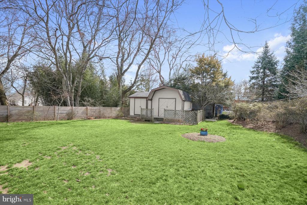 7005 Hickory Hill Rd