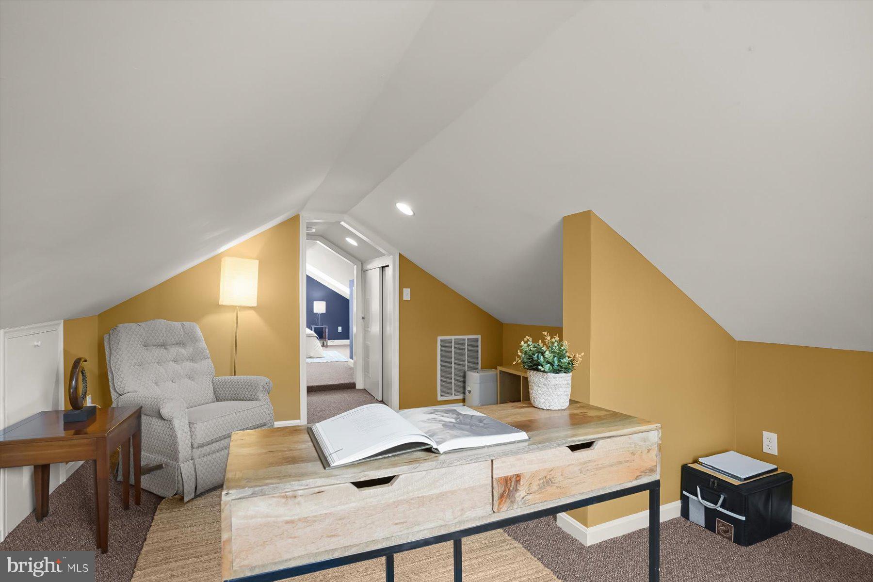 7005 Hickory Hill Rd