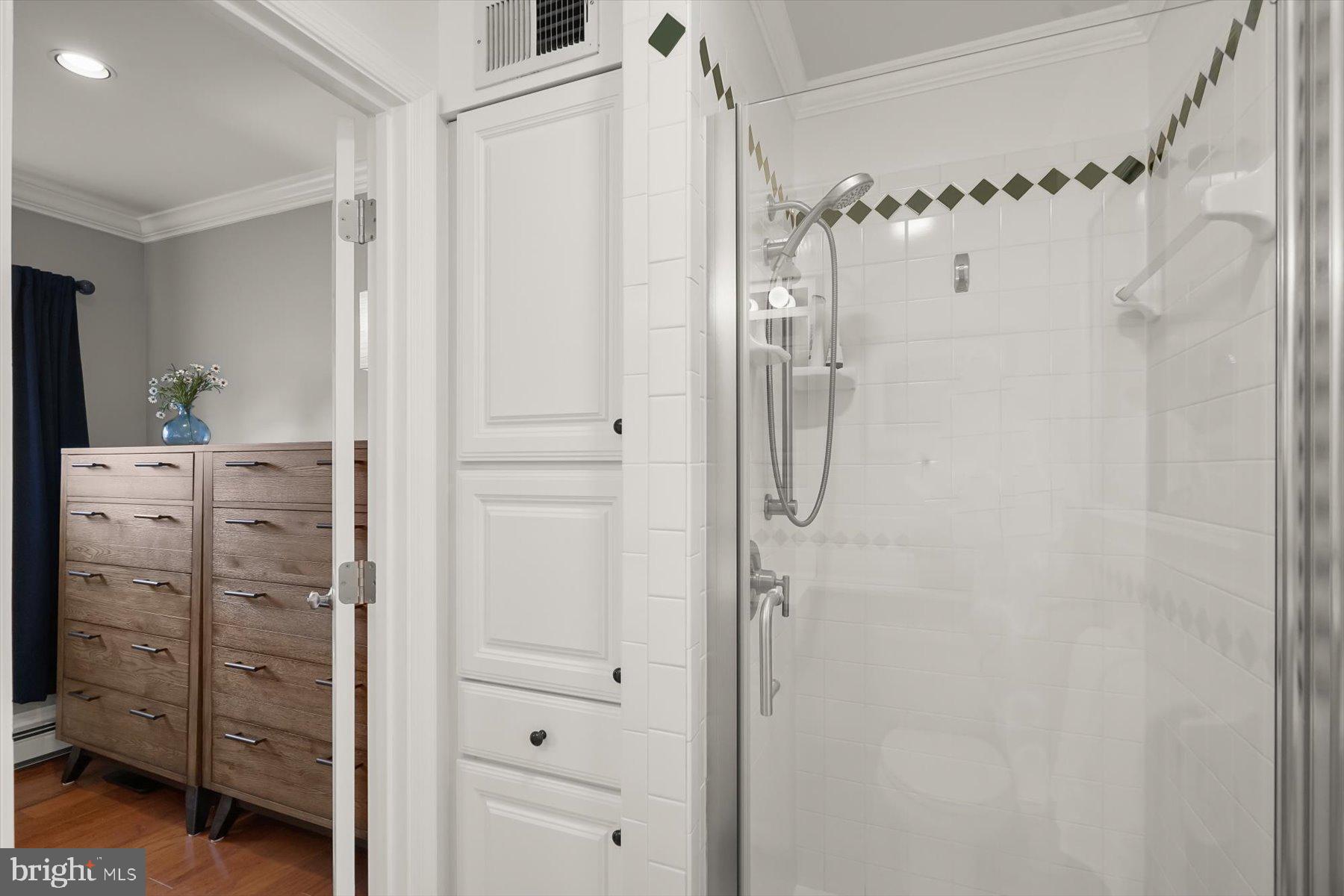 7005 Hickory Hill Rd