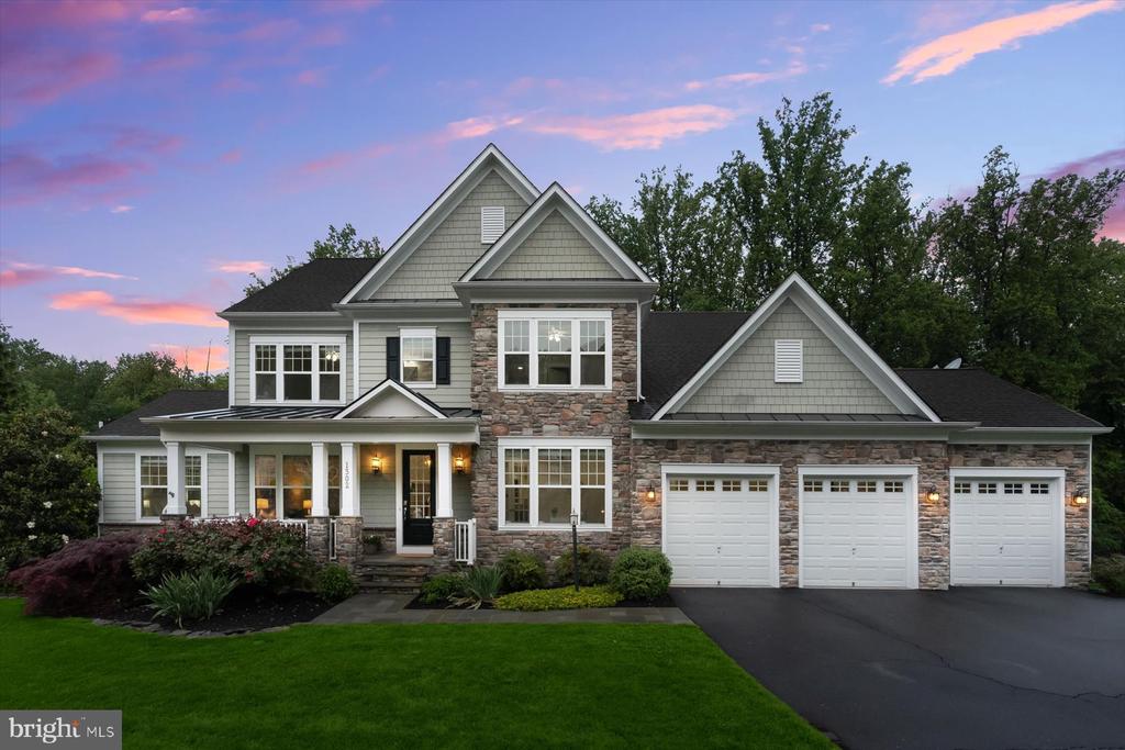 1302 Scotts Run Rd