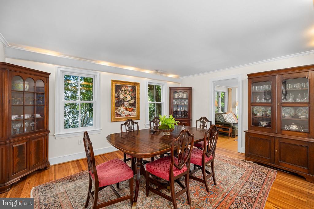 6139 FRANKLIN PARK ROAD