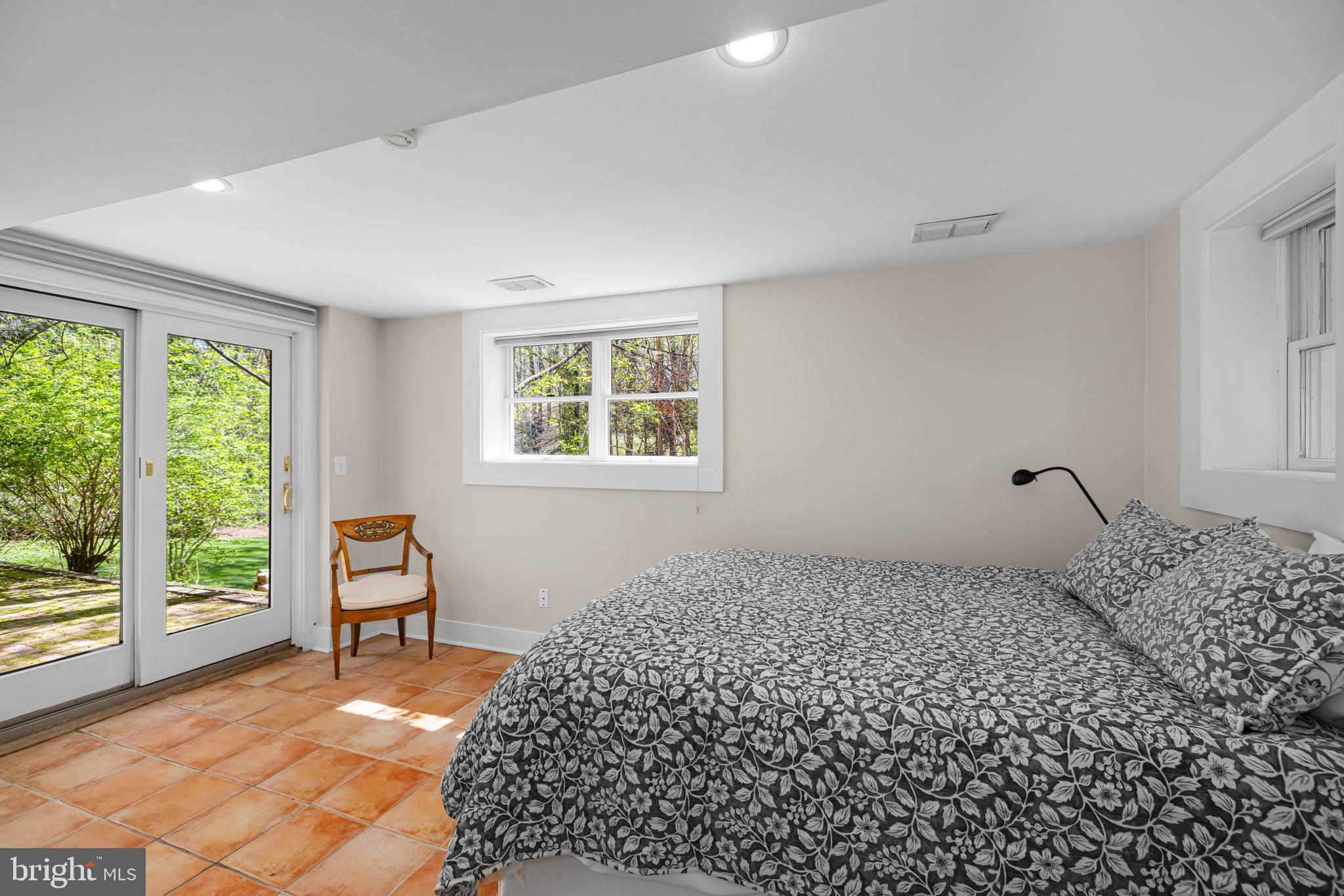 6139 FRANKLIN PARK ROAD