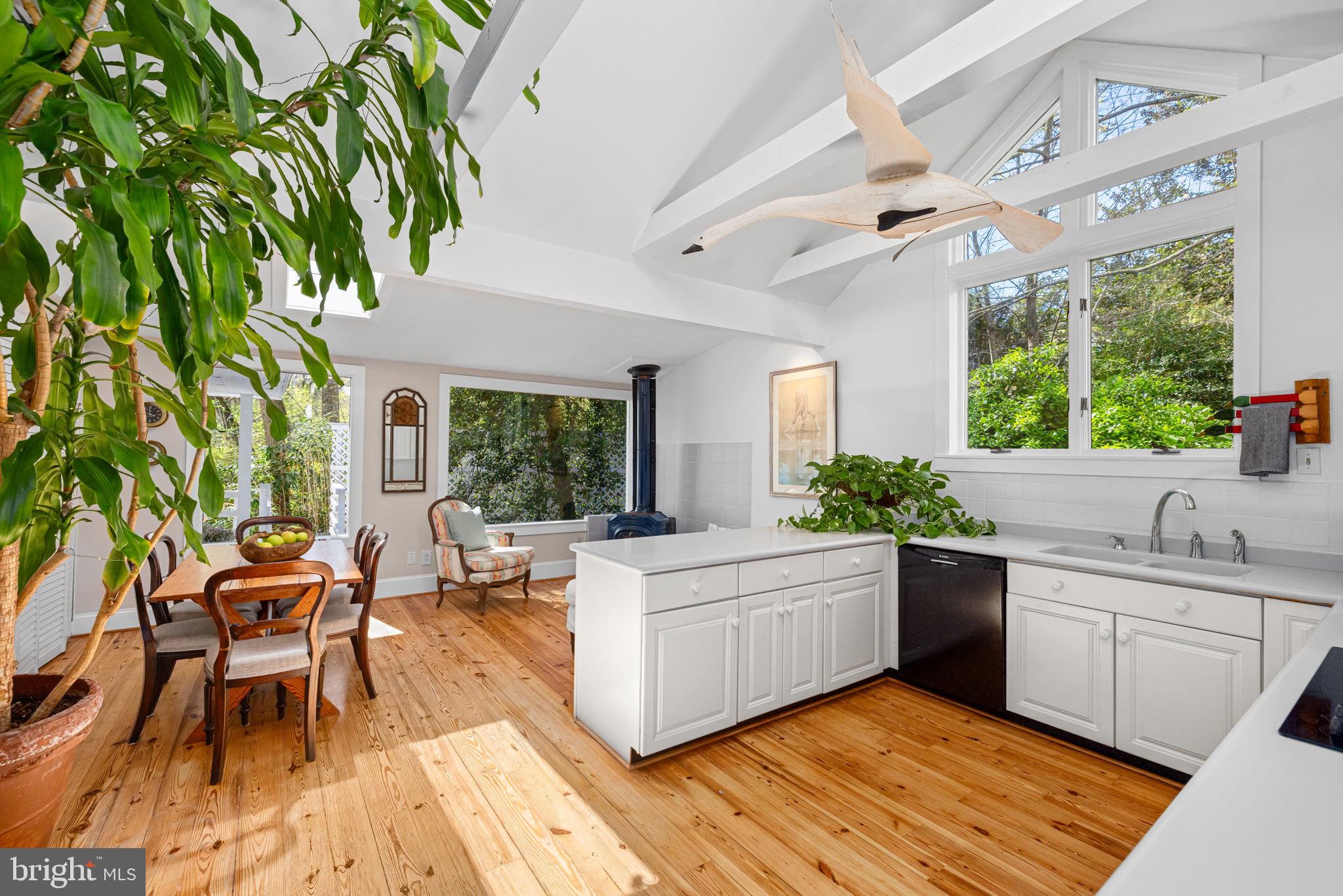 6139 FRANKLIN PARK ROAD