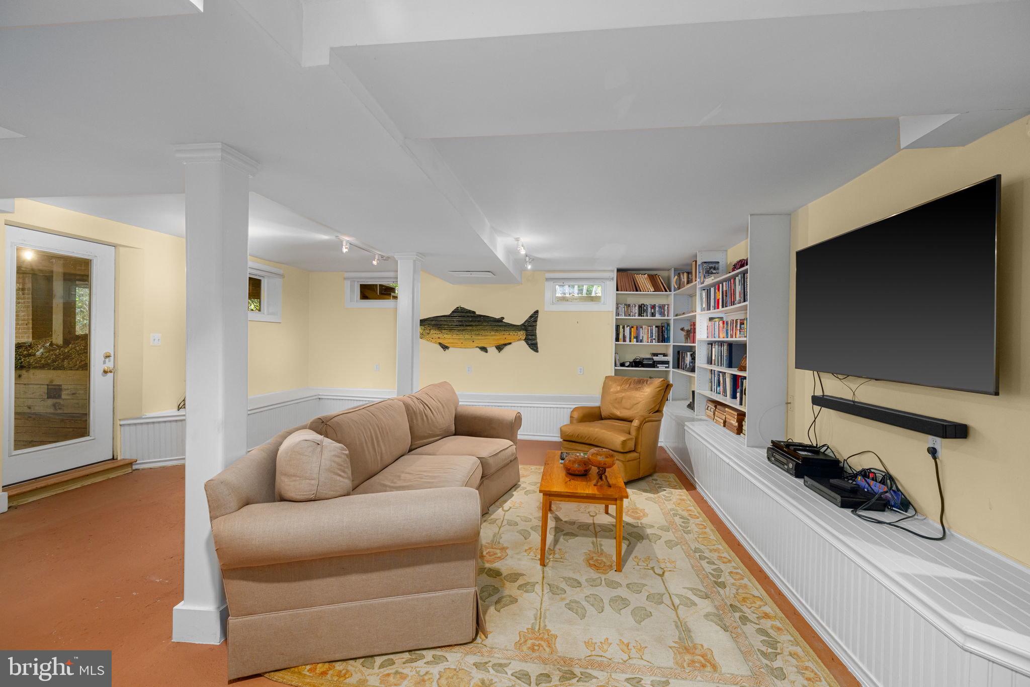 6139 FRANKLIN PARK ROAD