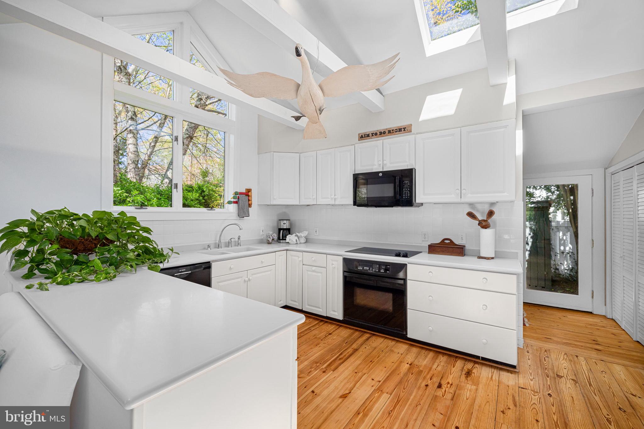 6139 FRANKLIN PARK ROAD