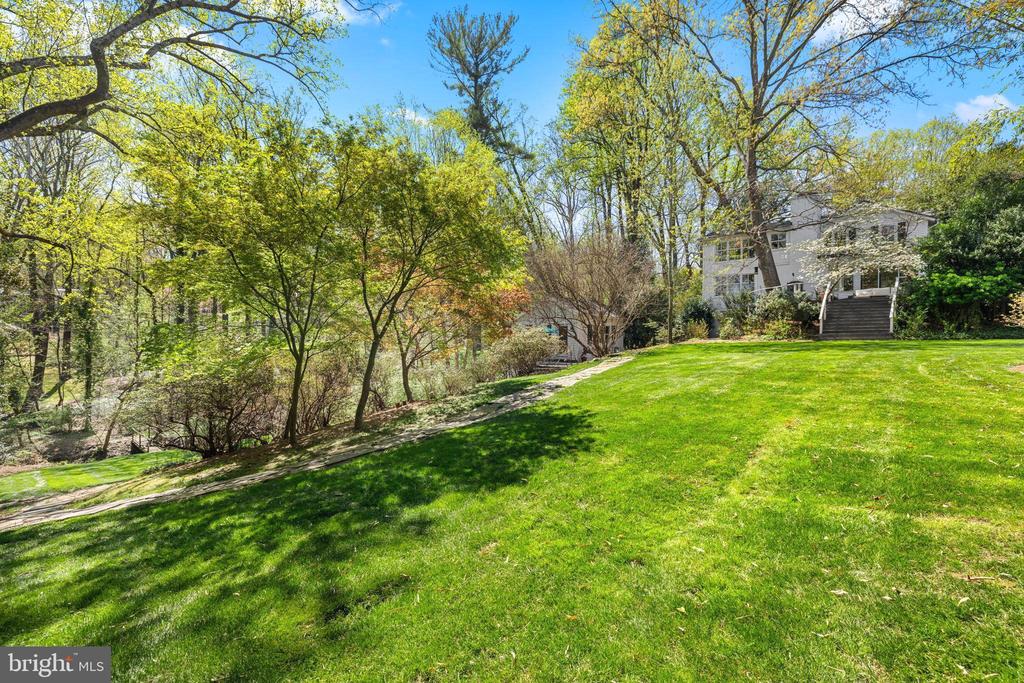 6139 FRANKLIN PARK ROAD