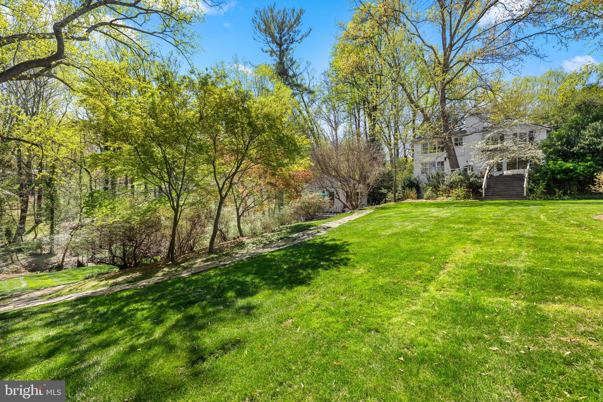 6137 FRANKLIN PARK ROAD