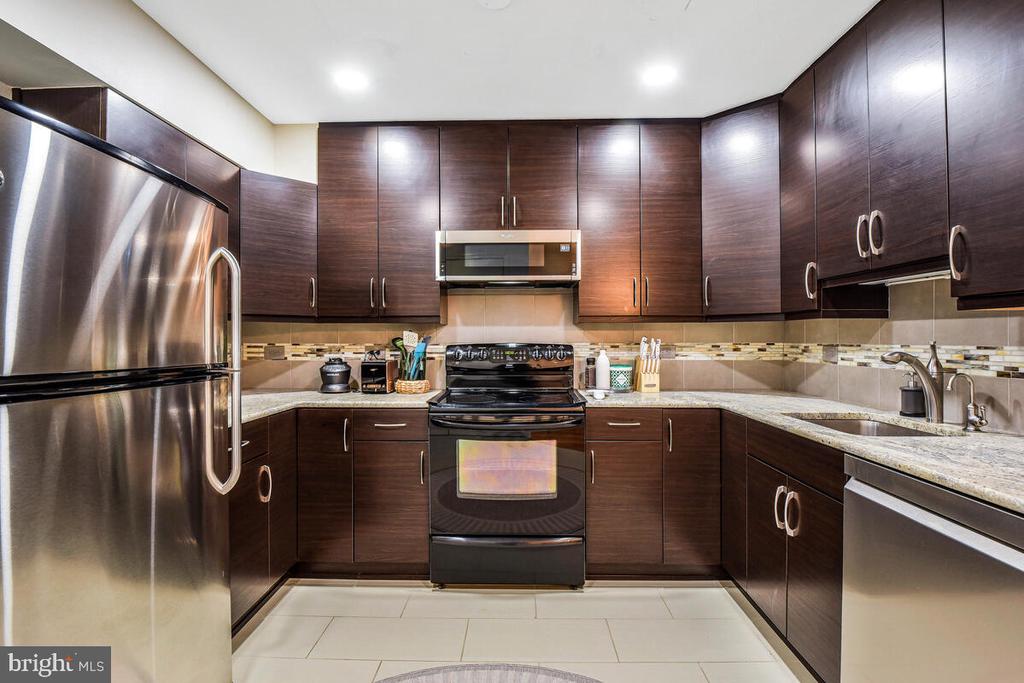 3121 PATRICK HENRY DRIVE 330