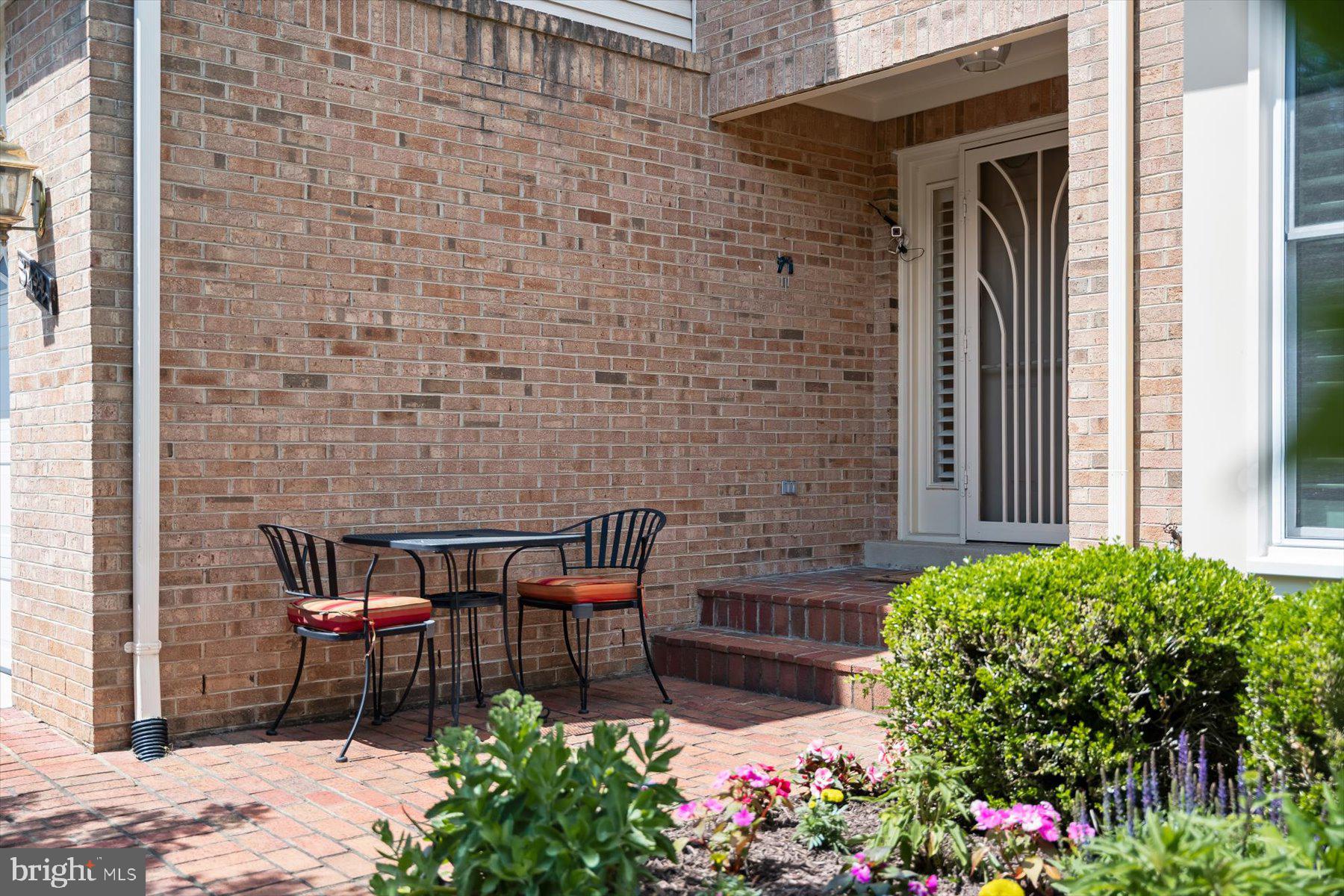 3422 Silver Maple Pl